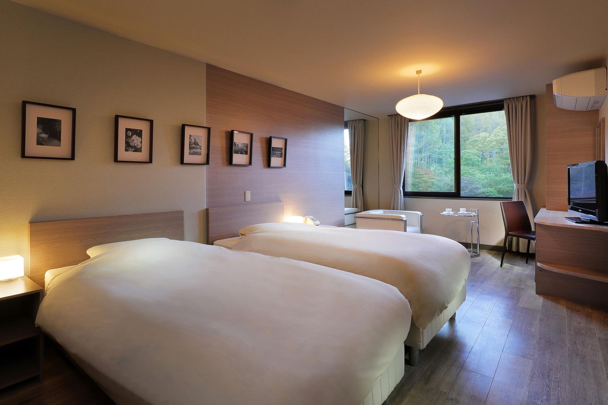 Hotel Ryu Resort And Spa Такаяма Экстерьер фото
